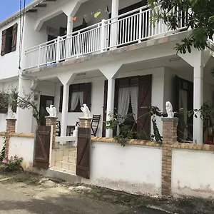  Hébergement de vacances La Poudrière