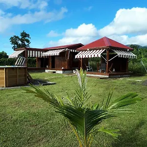  Hébergement de vacances Le Bwa ' Kao